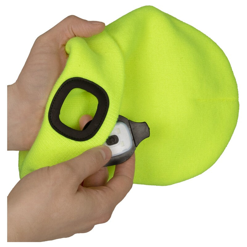 S109LED FLASHLIGHT BEANIE CAP
